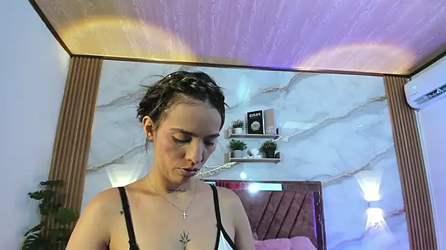 your whore Salome online show from March 20, 6:13 pm