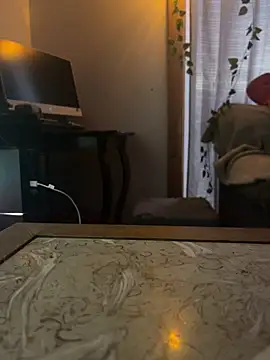 Snapshot of Outdoorsman13 chatting on February 15, 11:01 pm Outdoorsman13 online show from February 15, 11:01 pm