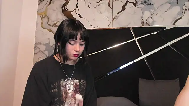 Couple In Heat online show from April 17, 8:34 pm