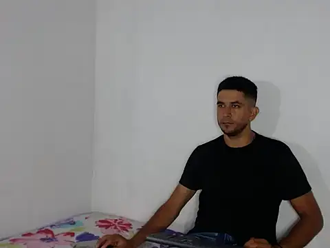 Snapshot of _Grasshopper chatting on February 19, 1:29 pm Grasshopper online show from February 19, 1:29 pm