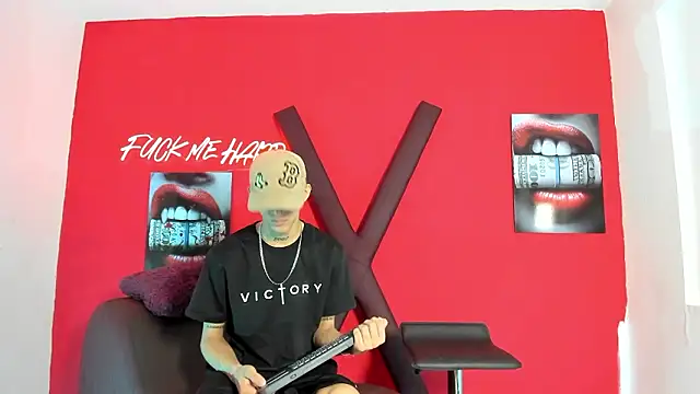 Snapshot of BOYS_PLAY chatting on February 28, 1:23 pm BOYS PLAY online show from February 28, 1:23 pm