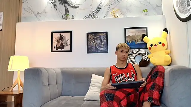 GOLD BOYS online show from May 19, 7:26 am
