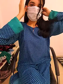 tanzum khan3202 online show from April 8, 7:30 am