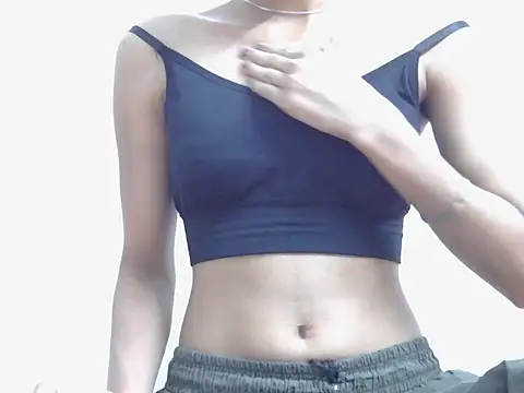 Snapshot of liliy_00 chatting on February 25, 6:06 pm liliy 00 online show from February 25, 6:06 pm