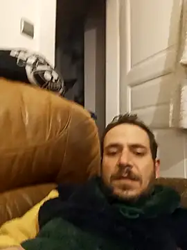 Mikedebo online show from March 4, 8:04 pm