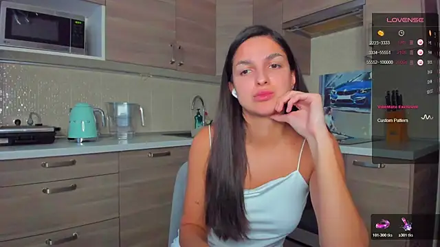 Snapshot of AngelGabe chatting on February 15, 1:52 pm AngelGabe online show from February 15, 1:52 pm