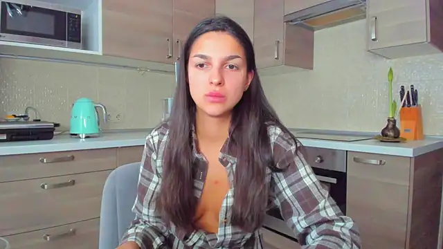 Snapshot of AngelGabe chatting on February 28, 8:59 am AngelGabe online show from February 28, 8:59 am