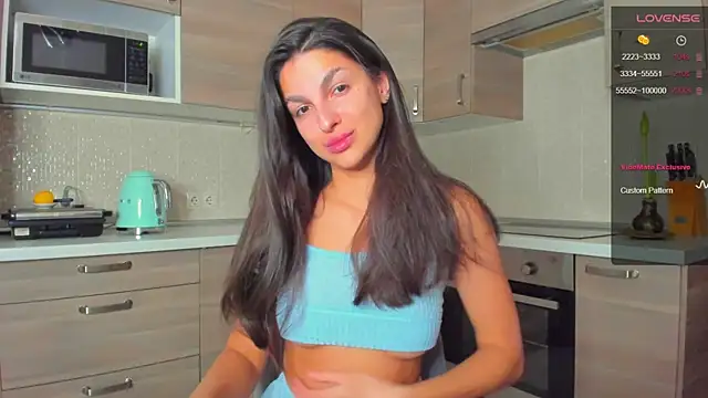 Snapshot of AngelGabe chatting on March 1, 2:13 am AngelGabe online show from March 1, 2:13 am