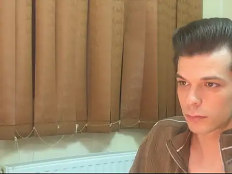 Snapshot of Perfectfuck chatting on March 4, 11:33 pm Perfectfuck online show from March 4, 11:33 pm