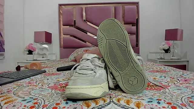 Chanelwill online show from April 7, 12:38 pm