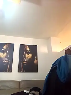 Snapshot of Milwokee chatting on February 19, 1:40 pm Milwokee online show from February 19, 1:40 pm