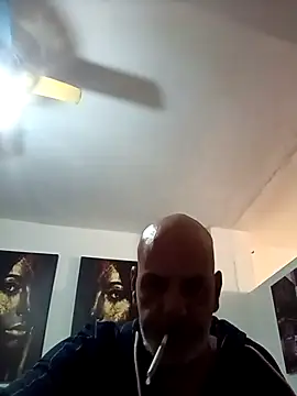 Snapshot of Milwokee chatting on February 22, 12:34 am Milwokee online show from February 22, 12:34 am