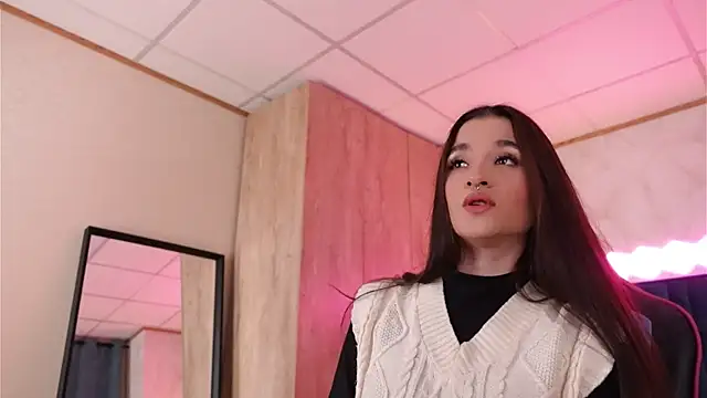 LucyDeLuca online show from March 2, 7:59 am