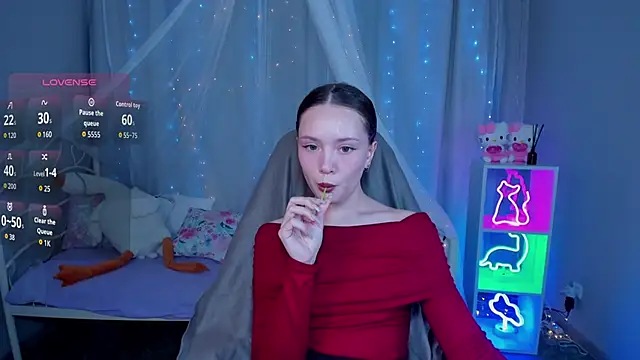 AshleyGlover online show from March 11, 1:39 pm