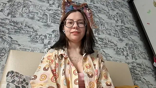 Snapshot of AwryNeon chatting on February 23, 6:11 am AwryNeon online show from February 23, 6:11 am