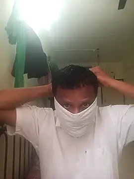 Snapshot of hunk_man chatting on February 21, 12:17 pm hunk man online show from February 21, 12:17 pm