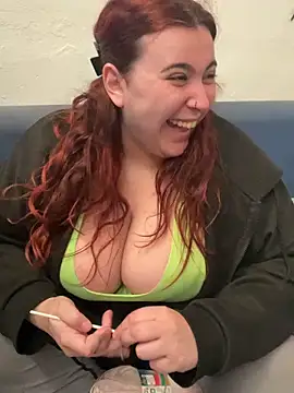 Sandragll online show from April 10, 1:38 pm