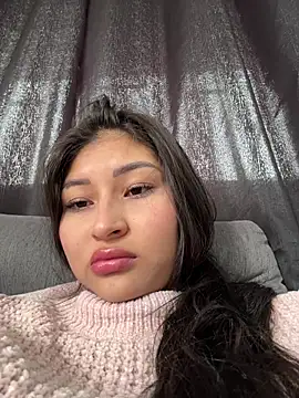 Aylin fire online show from March 18, 7:06 pm