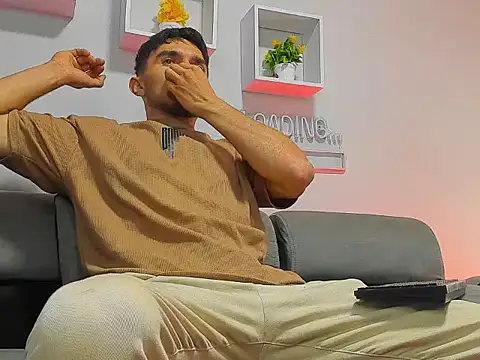 Snapshot of Dante_Blake1 chatting on February 22, 3:07 am Dante Blake1 online show from February 22, 3:07 am