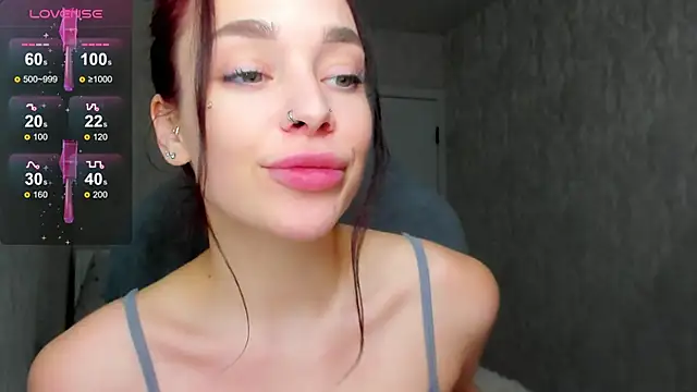 milkbrownn online show from March 5, 9:38 am