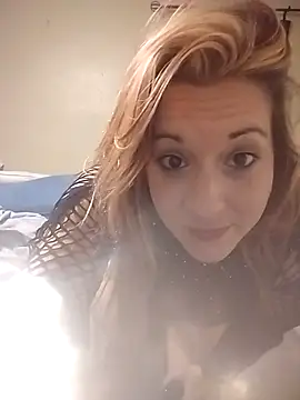 MissBella0969 online show from March 31, 4:35 am