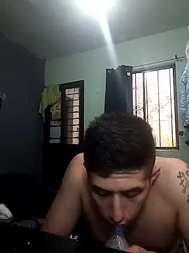 BeetledStoop online show from April 14, 11:44 pm