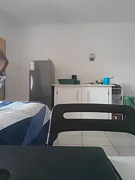 Snapshot of iwantolderwmn chatting on February 28, 5:41 am iwantolderwmn online show from February 28, 5:41 am