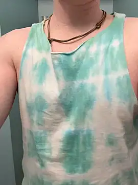 Snapshot of CunningColm chatting on February 22, 4:24 am CunningColm online show from February 22, 4:24 am