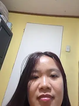 Snapshot of Polished_Princess chatting on February 23, 3:20 pm Polished Princess online show from February 23, 3:20 pm