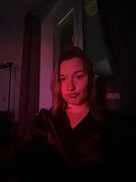 EmmaTurners online show from February 19, 7:10 pm