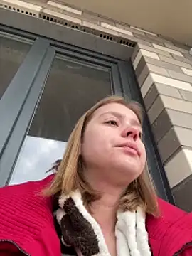 Snapshot of Eva_Leen chatting on February 20, 6:37 am Eva Leen online show from February 20, 6:37 am