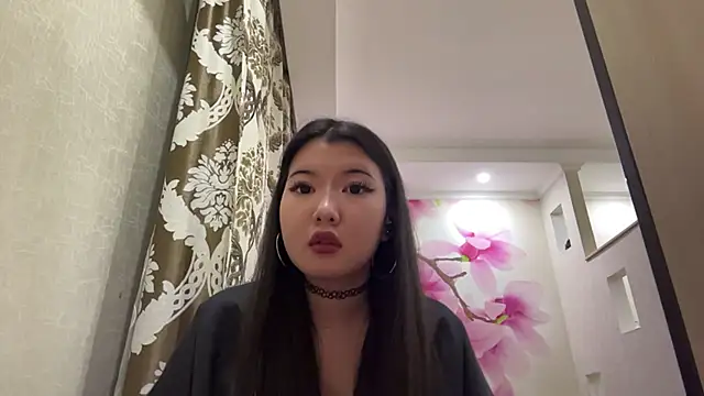 Snapshot of MaeRaads chatting on February 25, 3:21 pm MaeRaads online show from February 25, 3:21 pm