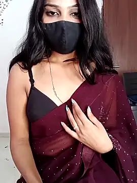 Snapshot of Cutie_babes01 chatting on April 3, 5:16 am Cutie babes01 online show from April 3, 5:16 am