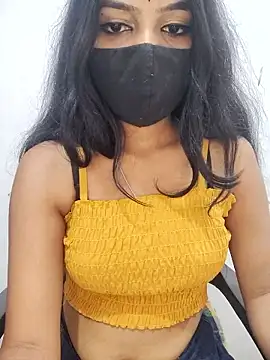 Snapshot of Cutie_babes01 chatting on April 7, 8:53 pm Cutie babes01 online show from April 7, 8:53 pm