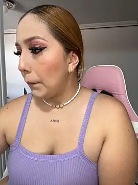 Snapshot of Kiarhatrixie1 chatting on February 26, 5:45 pm Kiarhatrixie1 online show from February 26, 5:45 pm