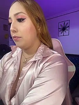 Kiarhatrixie1 online show from March 30, 4:19 pm