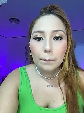 Snapshot of Kiarhatrixie1 chatting on April 23, 4:53 pm Kiarhatrixie1 online show from April 23, 4:53 pm