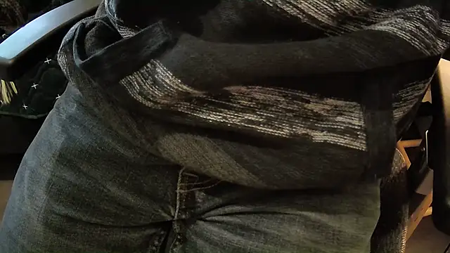 mecchaudquebecmod online show from April 12, 6:35 pm