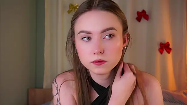 LorileeRuetz online show from February 23, 12:02 pm