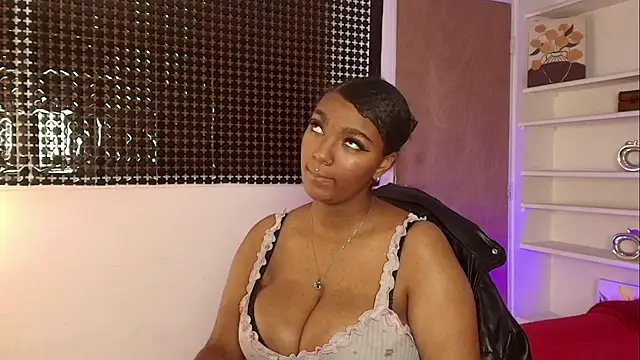 AmiraNast  online show from March 6, 9:00 pm