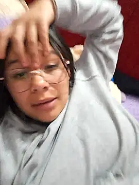 Snapshot of belen_green chatting on February 24, 12:52 am belen green online show from February 24, 12:52 am