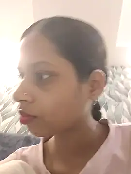 Snapshot of Rani1993 chatting on May 5, 5:54 pm Rani1993 online show from May 5, 5:54 pm