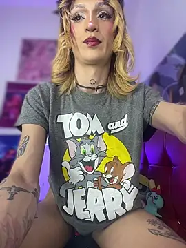 Snapshot of celeste_hell_ chatting on March 21, 9:47 am celeste hell online show from March 21, 9:47 am