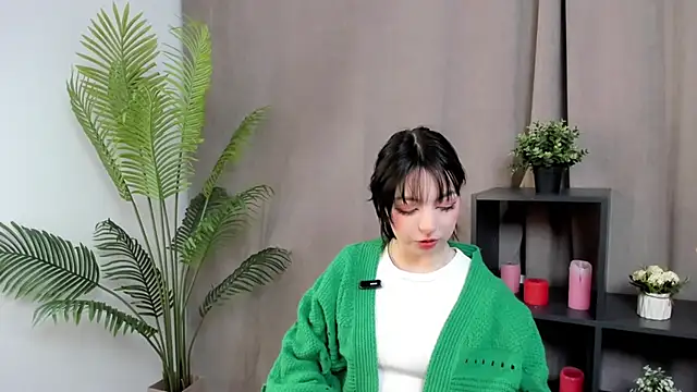 Snapshot of EndaMatheus chatting on February 17, 4:02 pm EndaMatheus online show from February 17, 4:02 pm