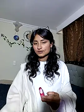 Lili  Clan online show from April 21, 4:23 pm