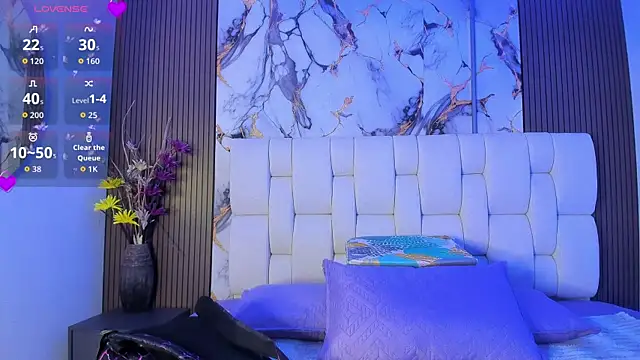 Snapshot of alisstarr chatting on March 25, 11:27 am alisstarr online show from March 25, 11:27 am