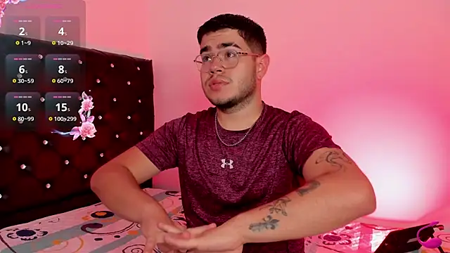 Snapshot of Joseph_connor5 chatting on March 1, 10:01 pm Joseph connor5 online show from March 1, 10:01 pm