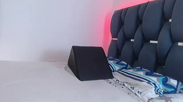 Snapshot of marshsquirt chatting on February 20, 7:14 pm marshsquirt online show from February 20, 7:14 pm