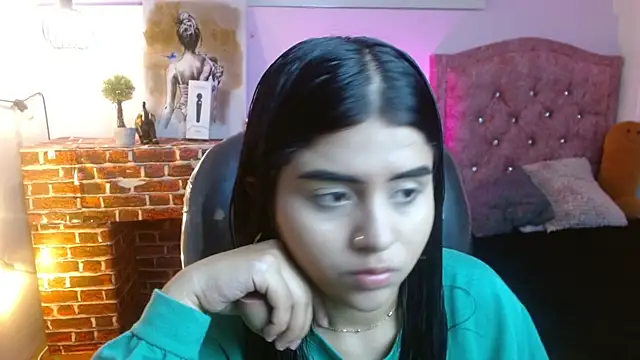 mila quin online show from April 5, 12:57 pm