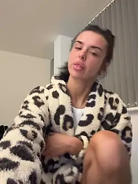 Amberbanxx online show from April 22, 9:49 pm